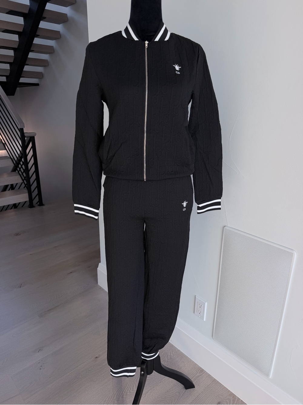 Black Two-Piece Bomber Jacket & Jogger Matching Set Tracksuit size S
